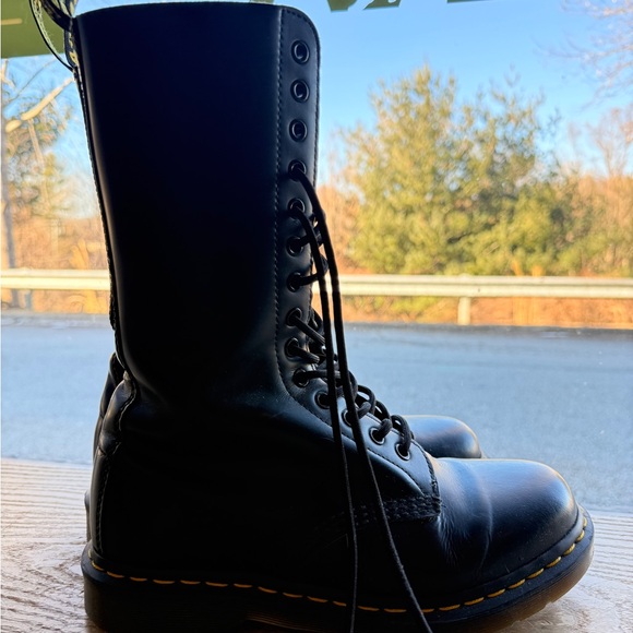 1914 Smooth Leather Tall Black Leather Lace-Up Boots- Dr. Martens US 8M / 9L - Picture 5 of 15